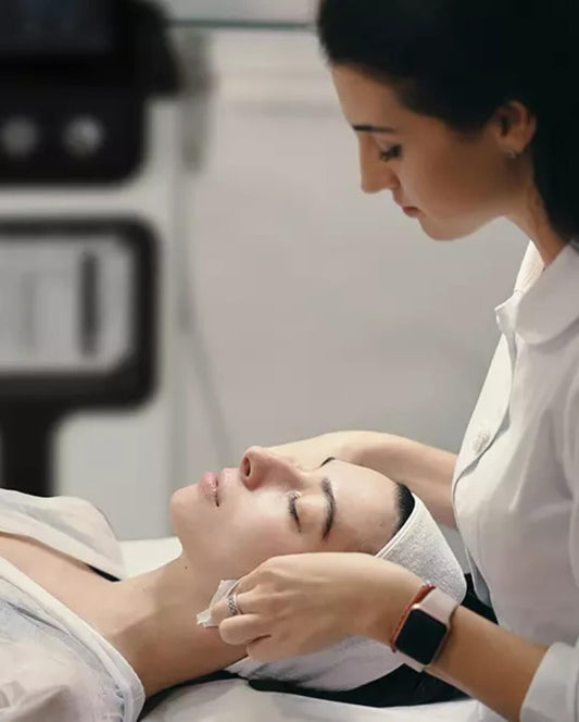 7-in-1 HydraFacial Machine - Facial Therapist